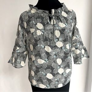 SPLENDED Lightweight Peasant Blouse